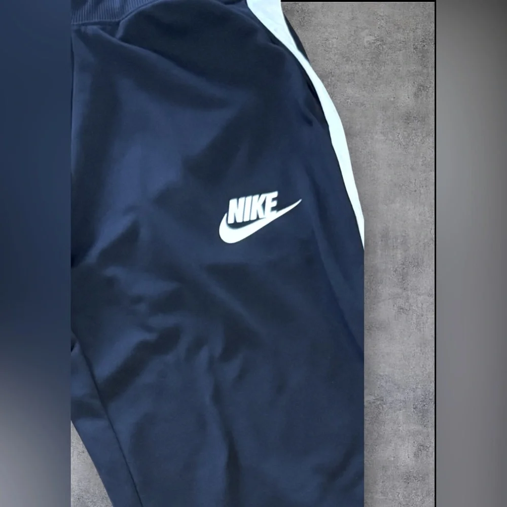 NIKE Sportswear Track Pants Women’s Small Black White Stripe 850452-010